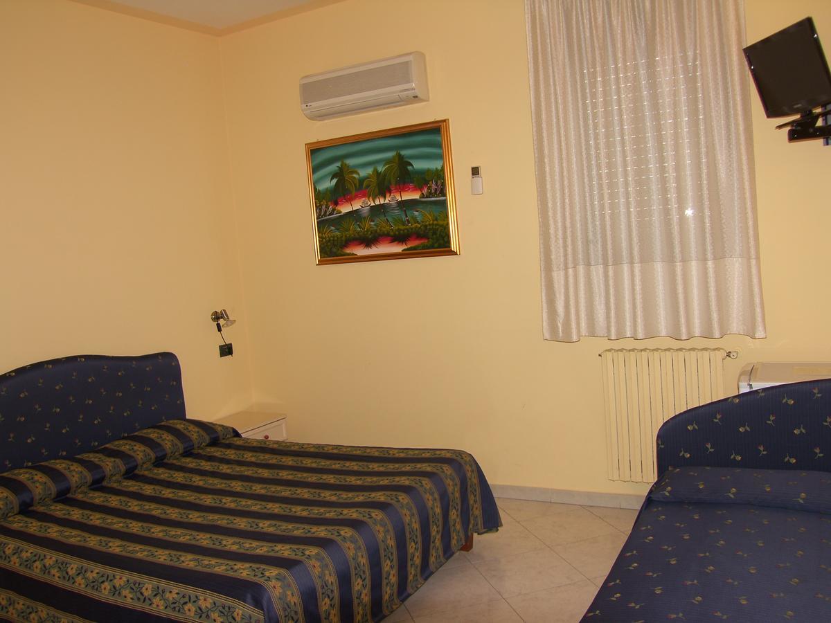 Hotel Genius 3*